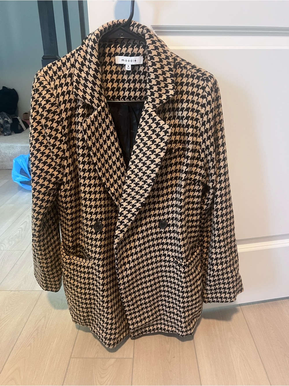 Moodie Women's Houndstooth Double Breasted Jacket